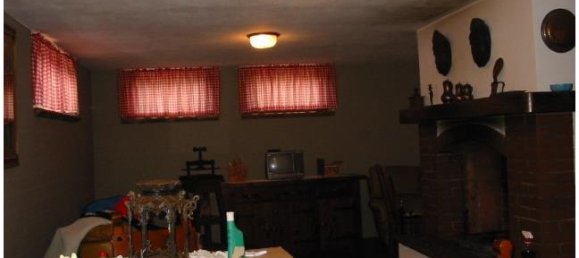 3 Schlafzimmer Villa in Massarosa, Italy, Nr. 252599 4