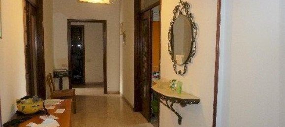 4 rooms Apartment in Modena, Italy No. 163344 5