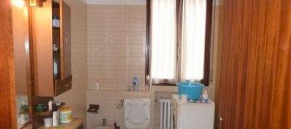 4 rooms Apartment in Modena, Italy No. 163344 18