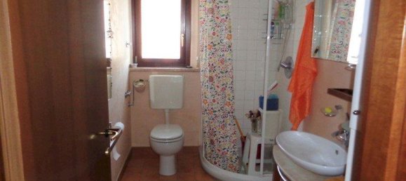 4 rooms Apartment in Modena, Italy No. 163344 10