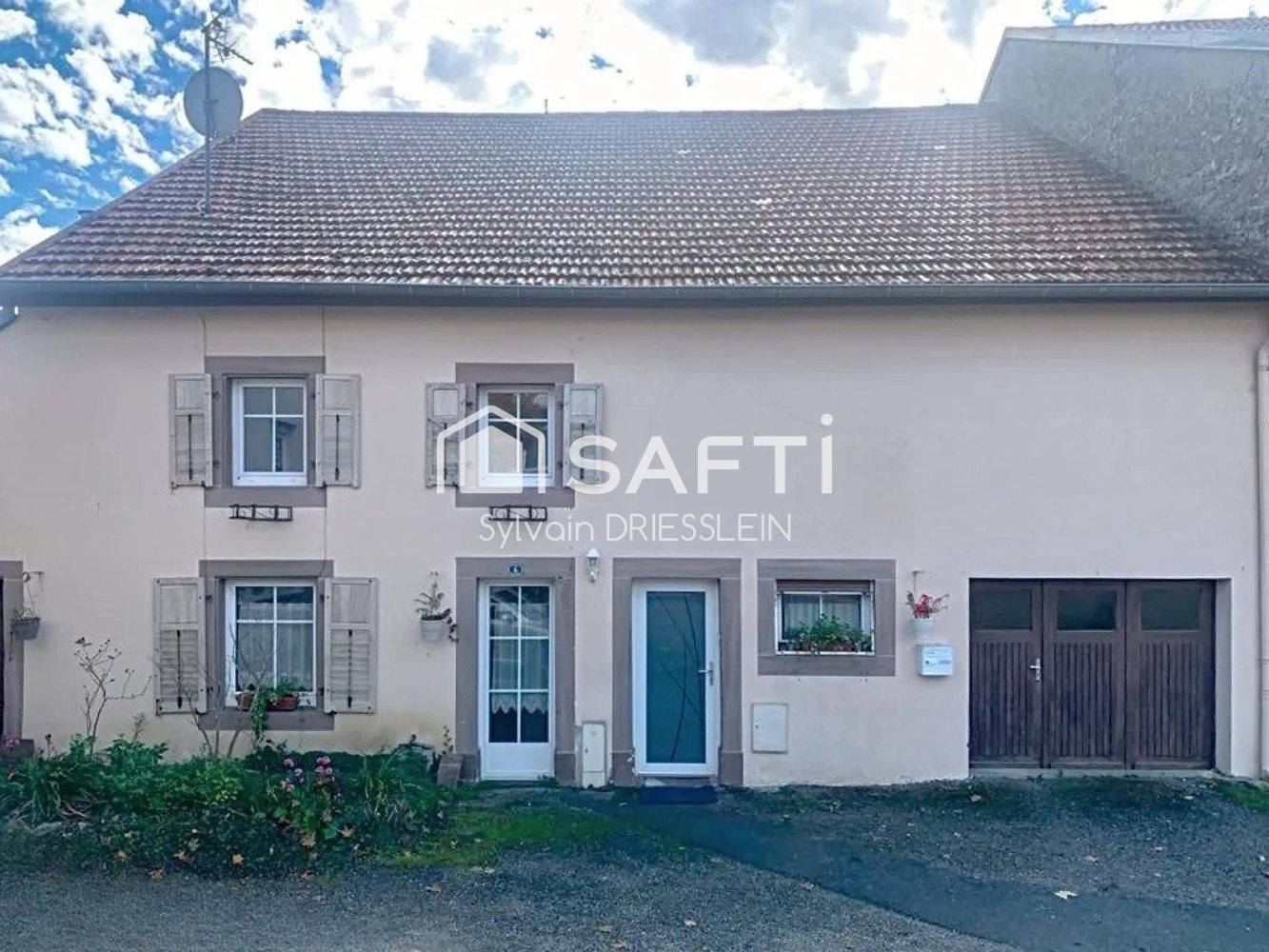 Casa de 2 dormitorios en Buhl-Lorraine, France No. 46963