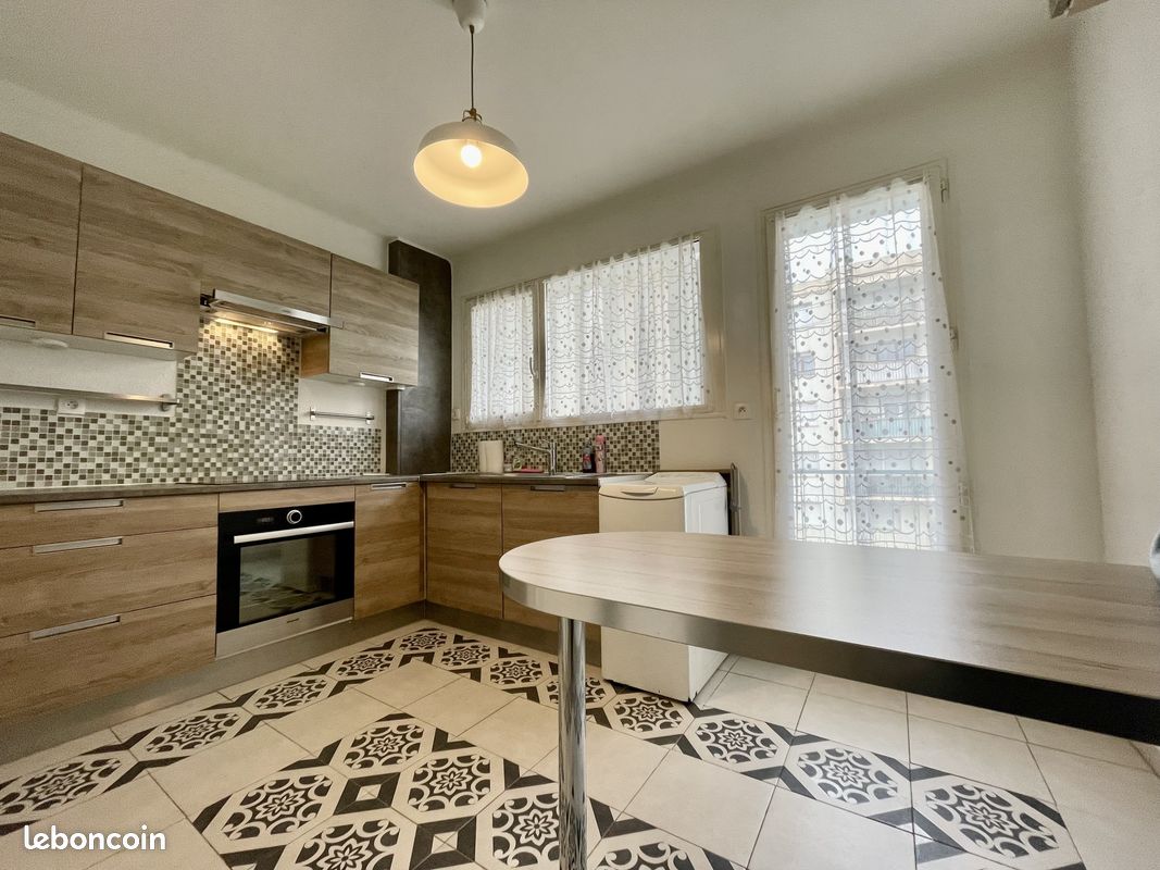 2 bedrooms Apartment in Mulhouse, France No. 84402