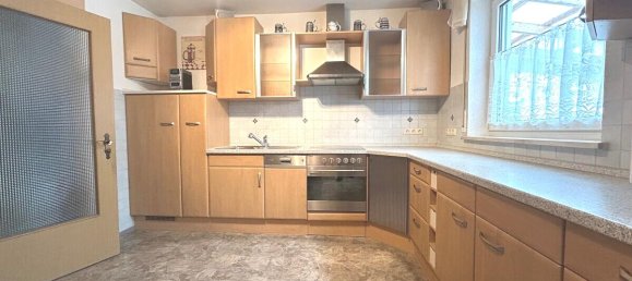 3 bedrooms Townhouse in Gunzburg, Germany No. 307639 4