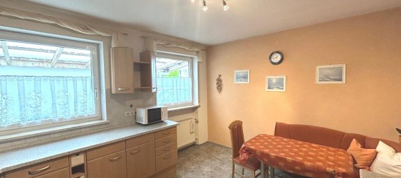 3 bedrooms Townhouse in Gunzburg, Germany No. 307639 5