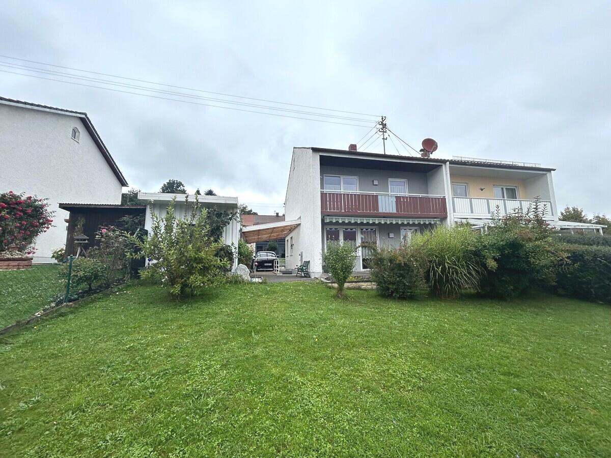 3 bedrooms Townhouse in Gunzburg, Germany No. 307639