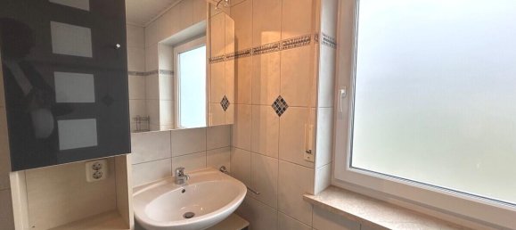 3 bedrooms Townhouse in Gunzburg, Germany No. 307639 14