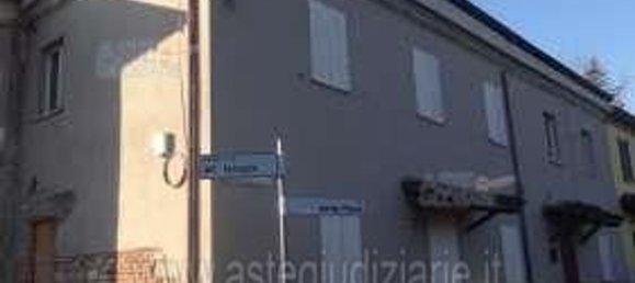 10-salle Appartement à Gazzola, Italy No. 98464 29