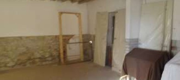 10-salle Appartement à Gazzola, Italy No. 98464 49