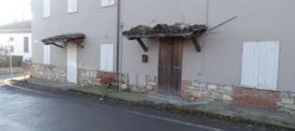 10-salle Appartement à Gazzola, Italy No. 98464 67