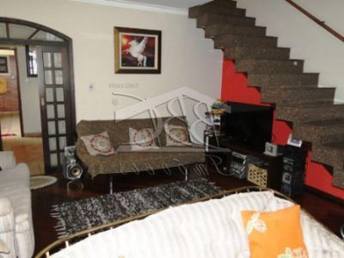 Casa de 3 dormitorios en Sao Paulo, Brazil No. 592575