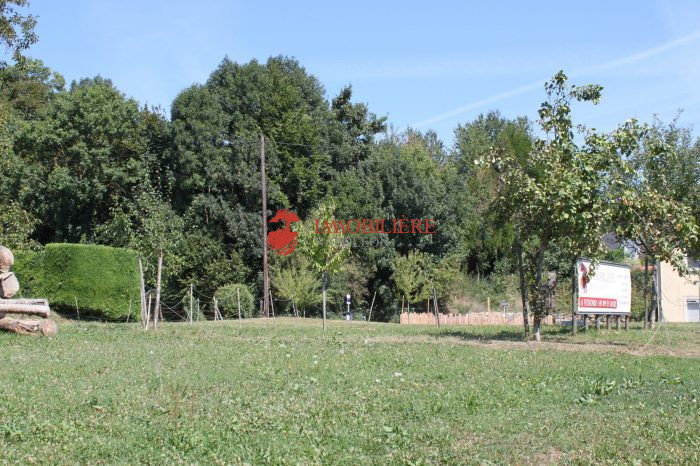  Land in Saint-Bernard, France No. 80928