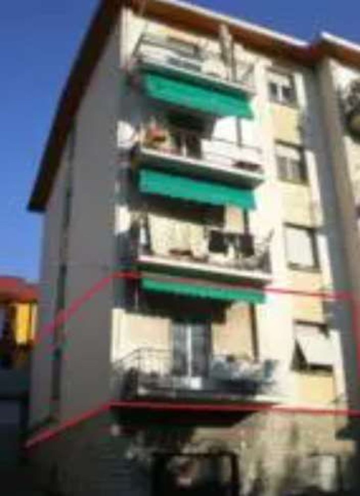 3 rooms Apartment in Como, Italy No. 6797