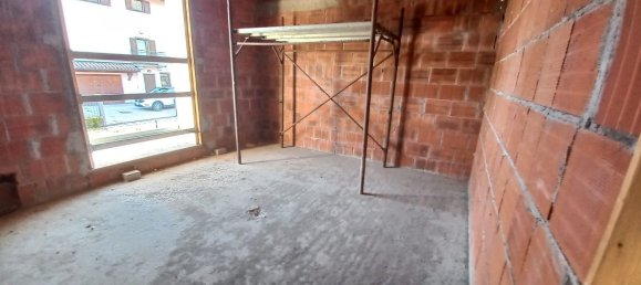 3 rooms Penthouse in Rancio Valcuvia, Italy No. 142736 8