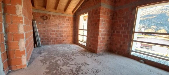 3 rooms Penthouse in Rancio Valcuvia, Italy No. 142736 14