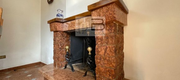 7 bedrooms Villa in Camaiore, Italy No. 380227 8