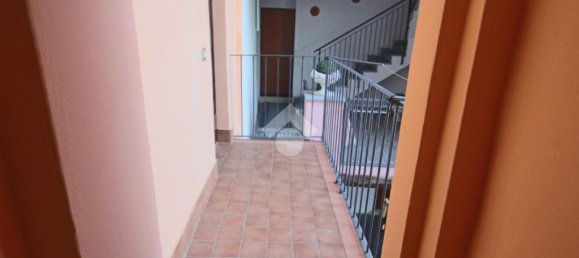 1 bedroom Apartment in Turate, Italy No. 11534 7