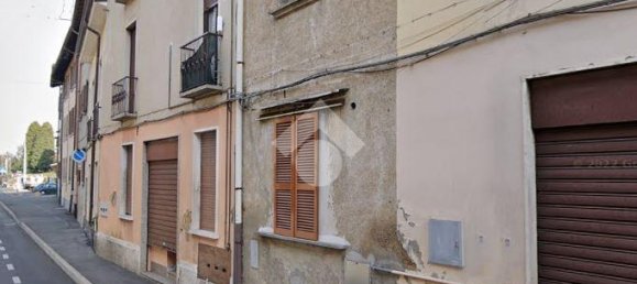 1 bedroom Apartment in Turate, Italy No. 11534 13