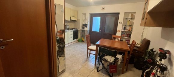 2 bedrooms House in Lucca, Italy No. 330130 3