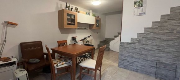 2 bedrooms House in Lucca, Italy No. 330130 2