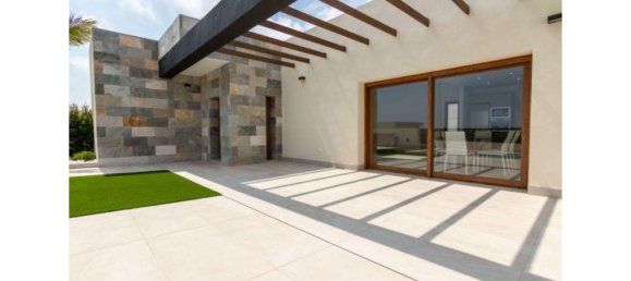 Casa T3 em Torrevieja, Spain N.º 123881 2