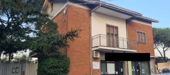 8-Zimmer Haus in Frascati, Italy, Nr. 16643 4