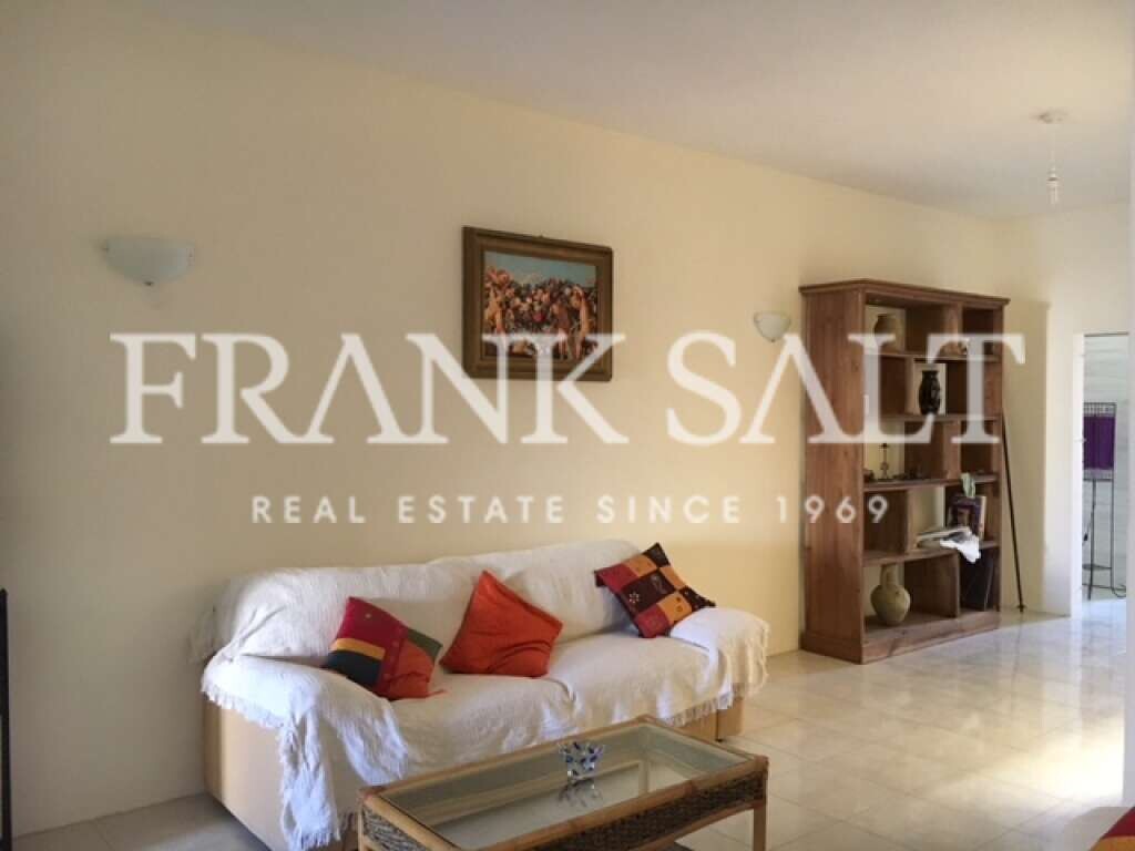 3 chambres Appartement à Victoria, Malta No. 5644