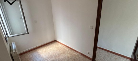 3 bedrooms Apartment in Zaragoza, Spain No. 159196 11