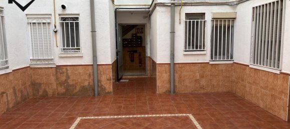 3 bedrooms Apartment in Zaragoza, Spain No. 159196 4