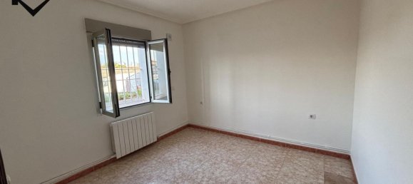 3 bedrooms Apartment in Zaragoza, Spain No. 159196 21