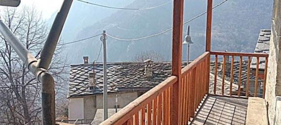 Casa de 5 habitaciónes en Fontainemore, Italy No. 146672 31