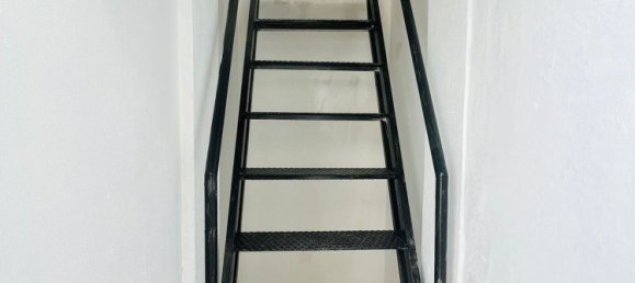 10 bedrooms House in Costa da Caparica, Portugal No. 15569 8