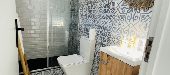 10 bedrooms House in Costa da Caparica, Portugal No. 15569 10