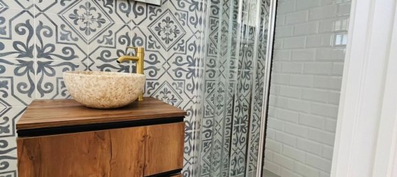 10 bedrooms House in Costa da Caparica, Portugal No. 15569 25