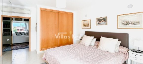 Дуплекс с 3 спальнями в Лагуш, Португалия № 113880 3