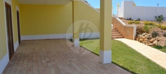 4 bedrooms Villa in Luz, Portugal No. 132073 21