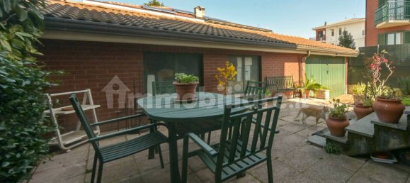 2 غرف نوم فيلا في Volvera, Italy رقم 61660 46