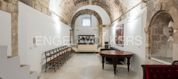 4 bedrooms Building in Noto, Italy No. 125662 2