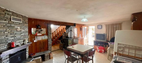 3-Zimmer Haus in Castellamonte, Italy, Nr. 23640 4