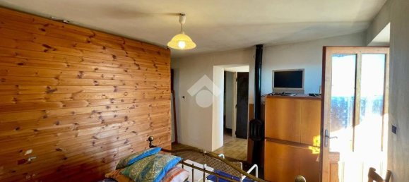 3-Zimmer Haus in Castellamonte, Italy, Nr. 23640 18