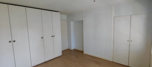 2 bedrooms Apartment in Asnieres-sur-Seine, France No. 189180 6