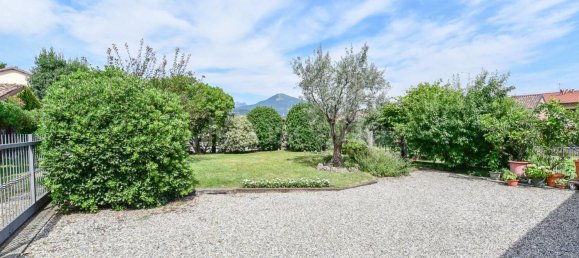 Квартира с 6 комнатами в Эрба, Италия № 278990 30