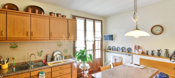 Квартира с 6 комнатами в Эрба, Италия № 278990 13