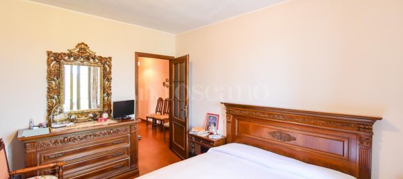 Квартира с 6 комнатами в Эрба, Италия № 278990 18