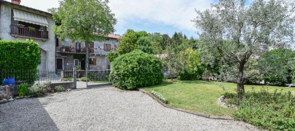 Квартира с 6 комнатами в Эрба, Италия № 278990 2