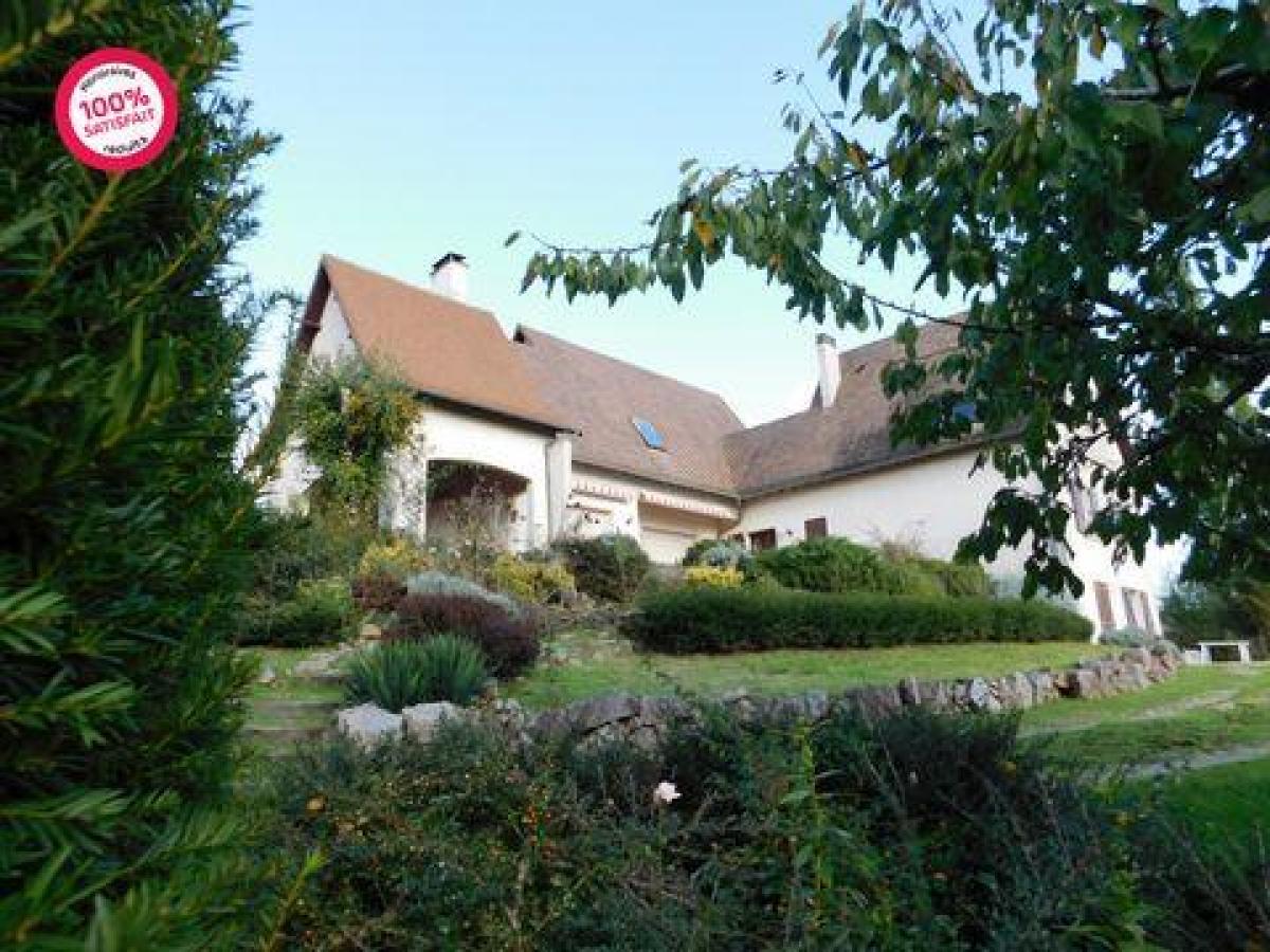 Casa T5 em Nontron, France N.º 4633