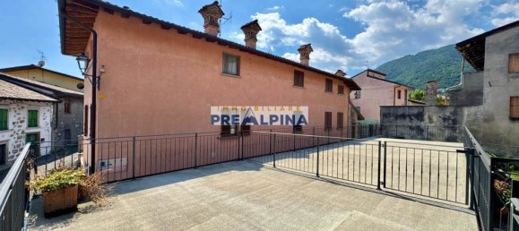 5 rooms House in Casnigo, Italy No. 308917 4