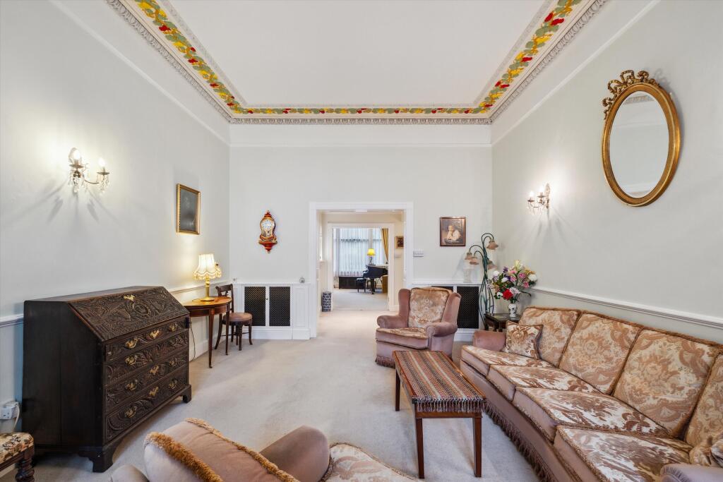 2 bedrooms Apartment in London, United Kingdom No. 7024