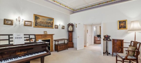 2 bedrooms Apartment in London, United Kingdom No. 7024 14