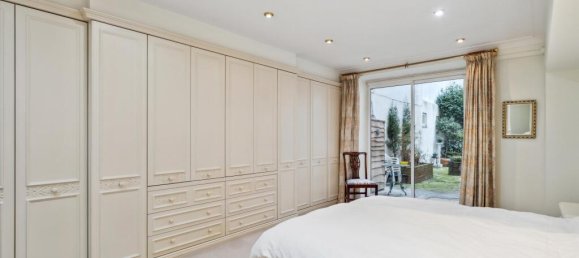 2 bedrooms Apartment in London, United Kingdom No. 7024 34