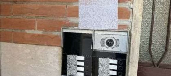 3 rooms Apartment in Rome, Italy No. 189944 2